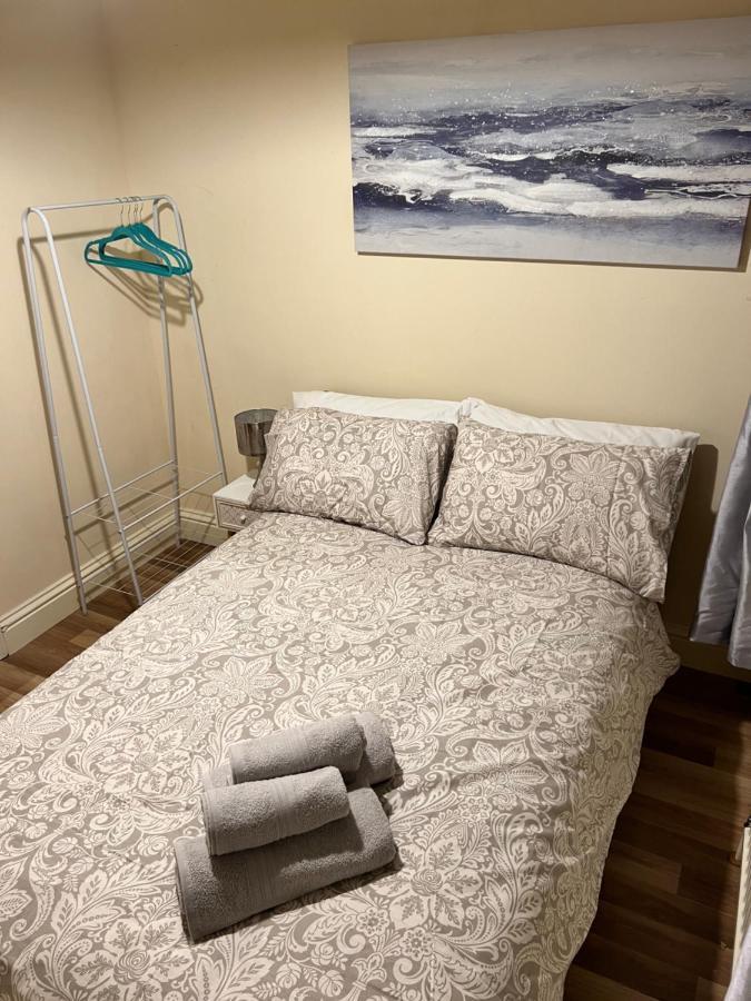 Reading West Homestay Esterno foto