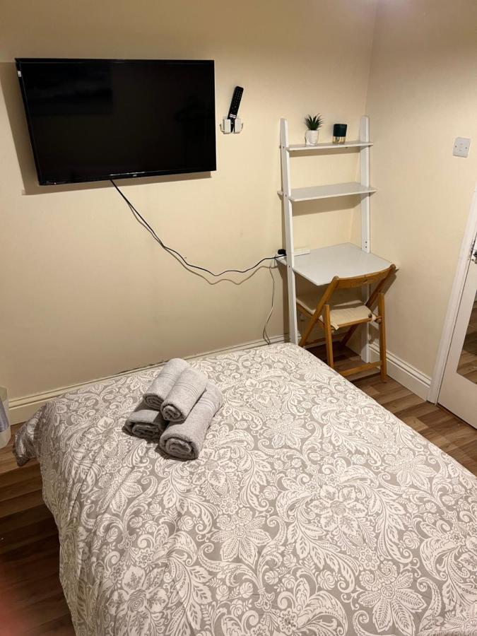Reading West Homestay Esterno foto